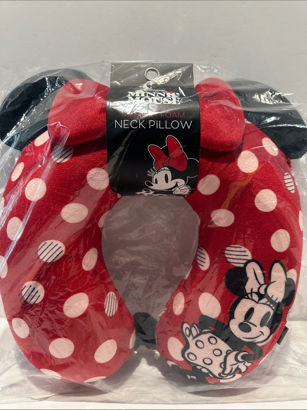 NWT Disney’s Minnie Mouse Memory Foam Travel Neck Pillow w/Ears and Bow.